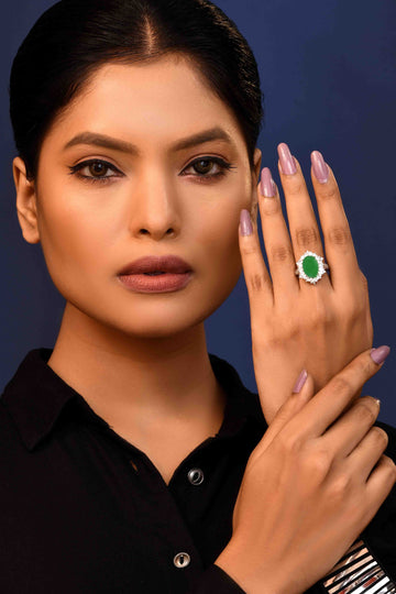 UNIHLC Emerald Daze Ring