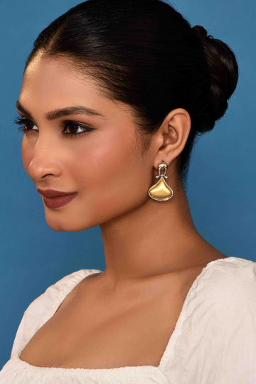 UNIHLC Dual-Tone Drop Earrings