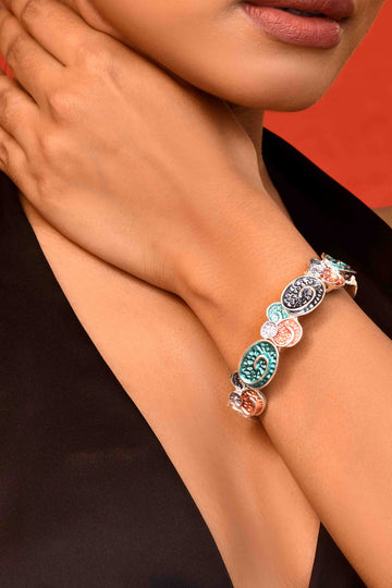 UNIHLC Paisley Twist Bangle