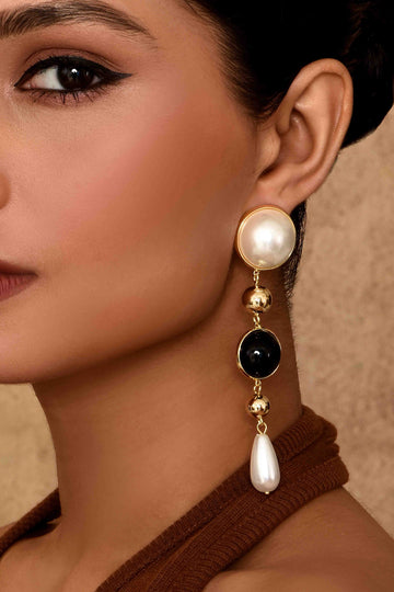 UNIHLC Noir Pearl Drop Earrings