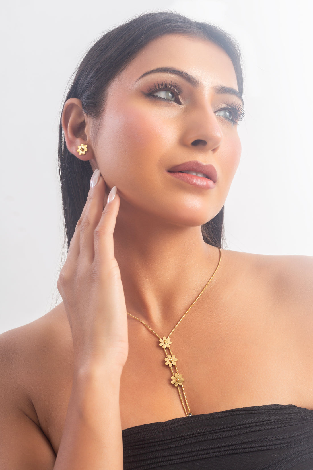 UNIHLC Goldenes Anhänger-Set mit drei Blumen