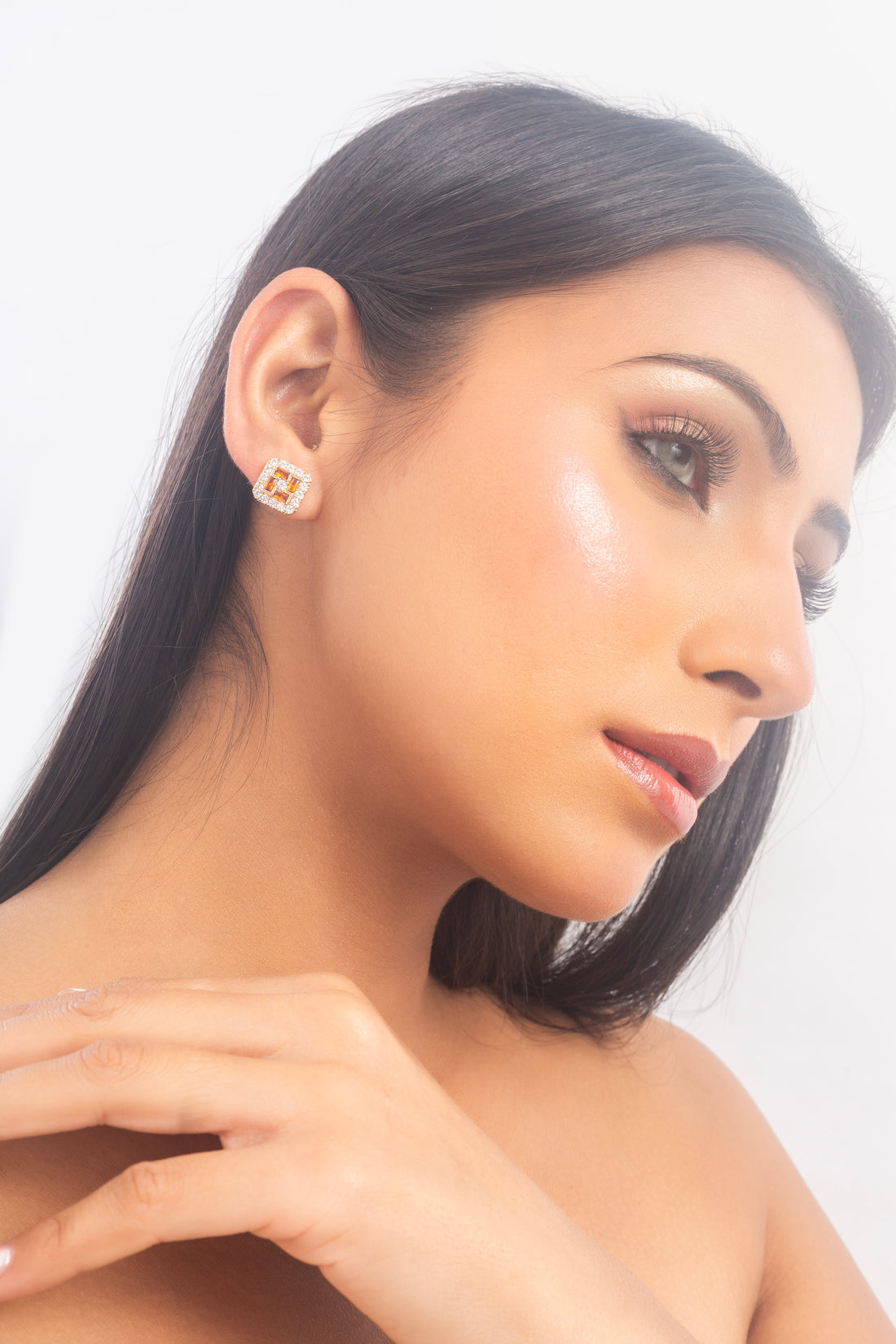 UNIHLC Yellow Crystal Studs