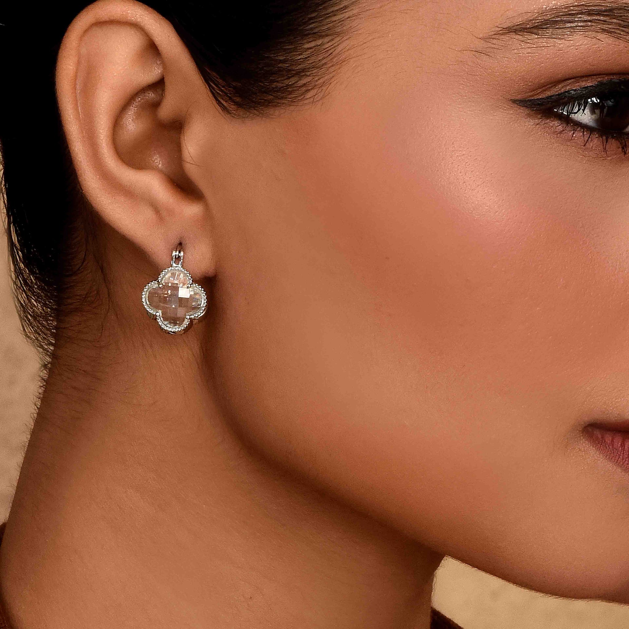 UNIHLC Crystal Clover Earrings