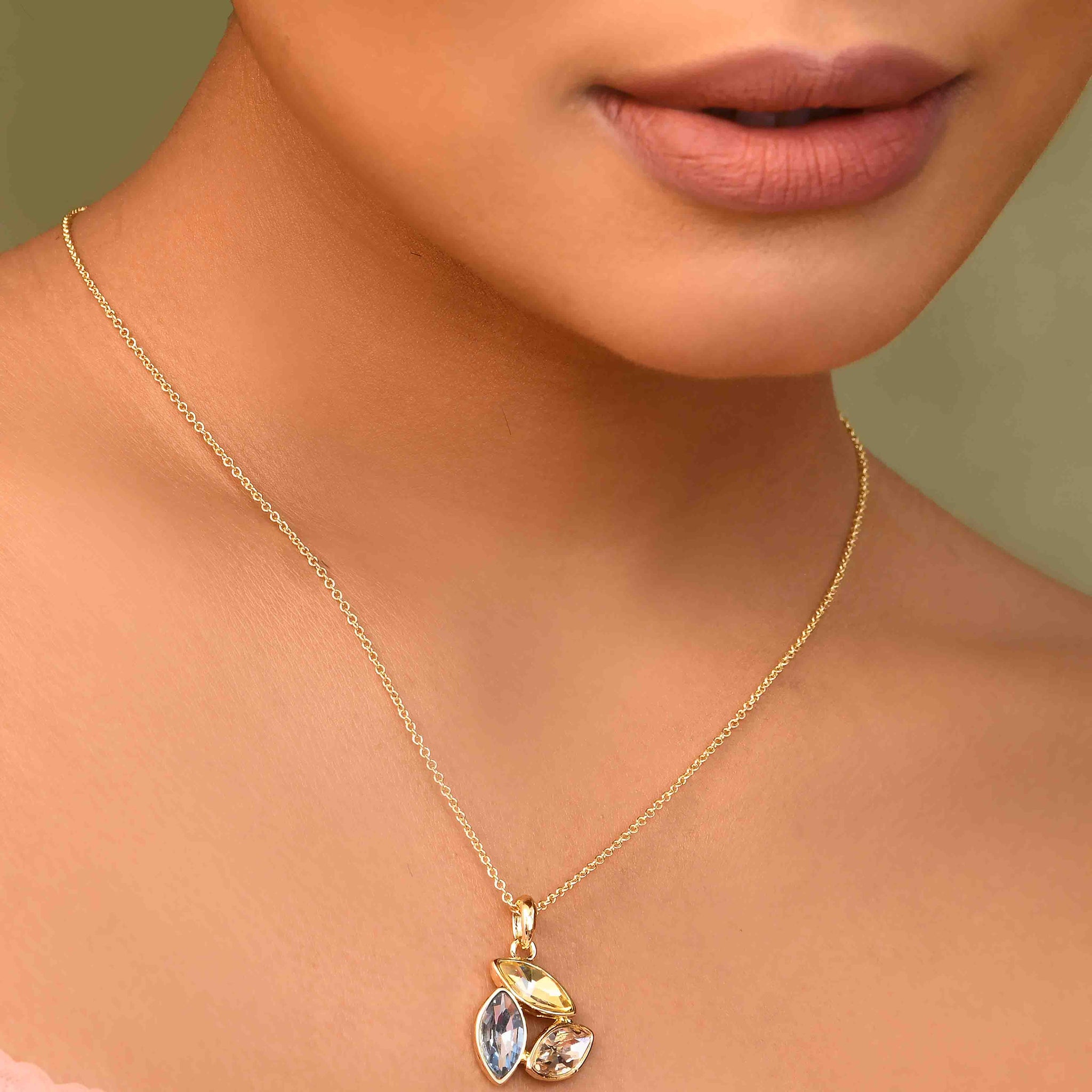 UNIHLC Crystal Leaf Glow Set