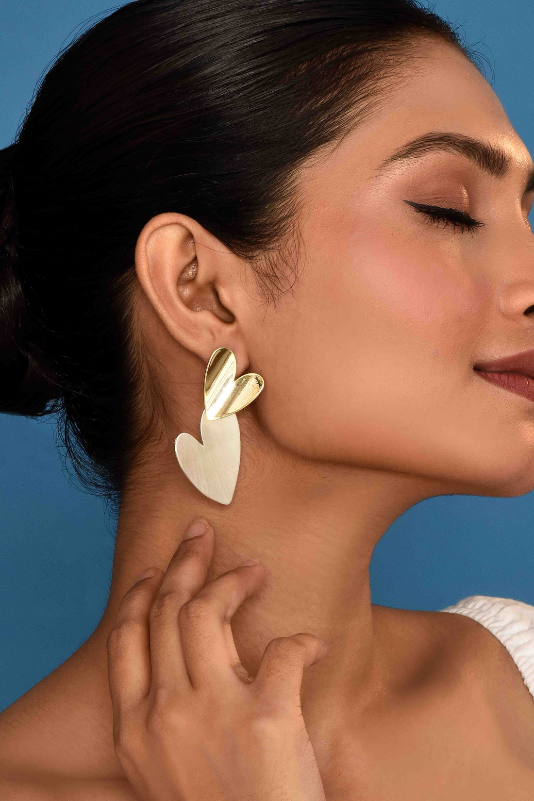 UNIHLC Twin Heart Earrings