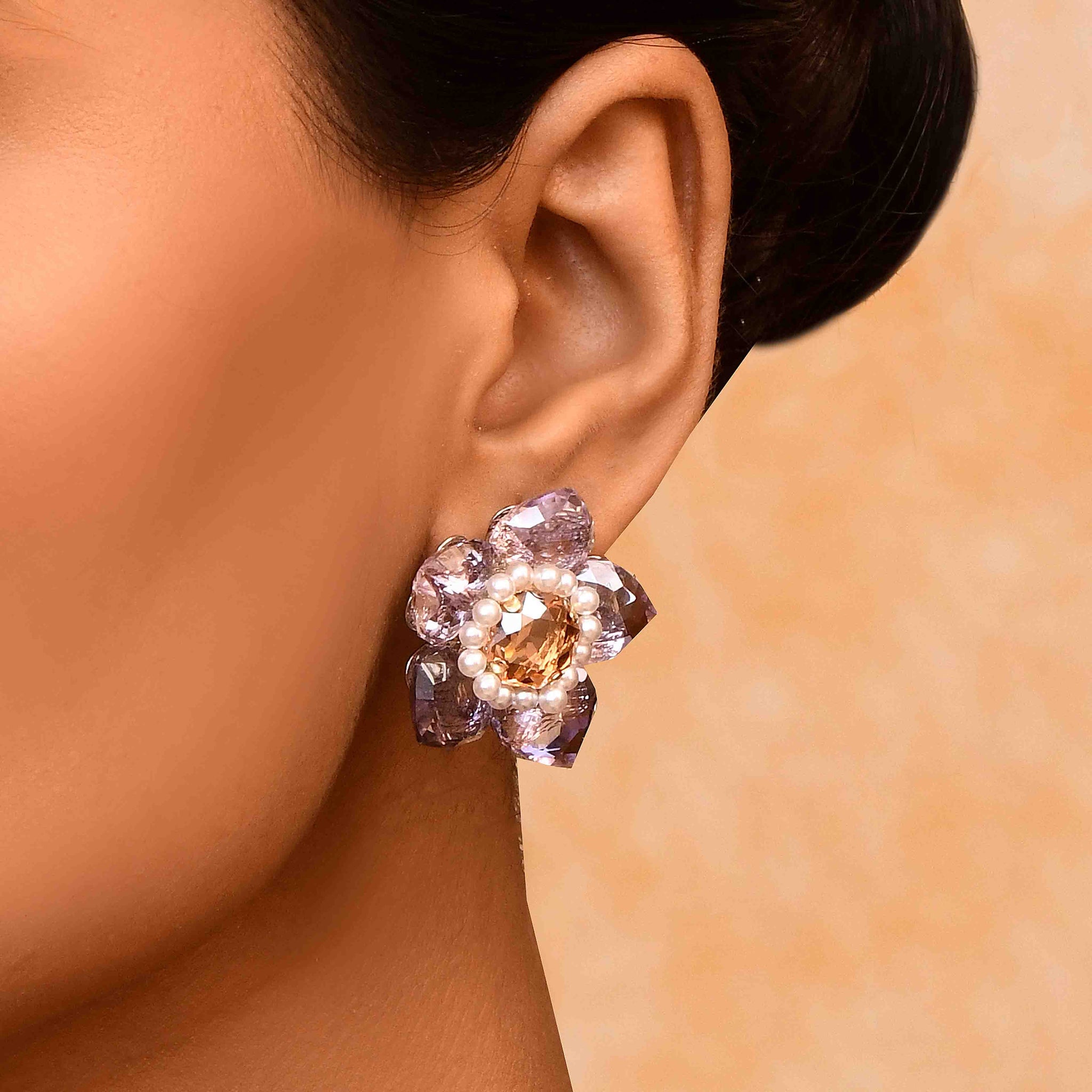 UNIHLC Lilac Bloom Pearl Earrings