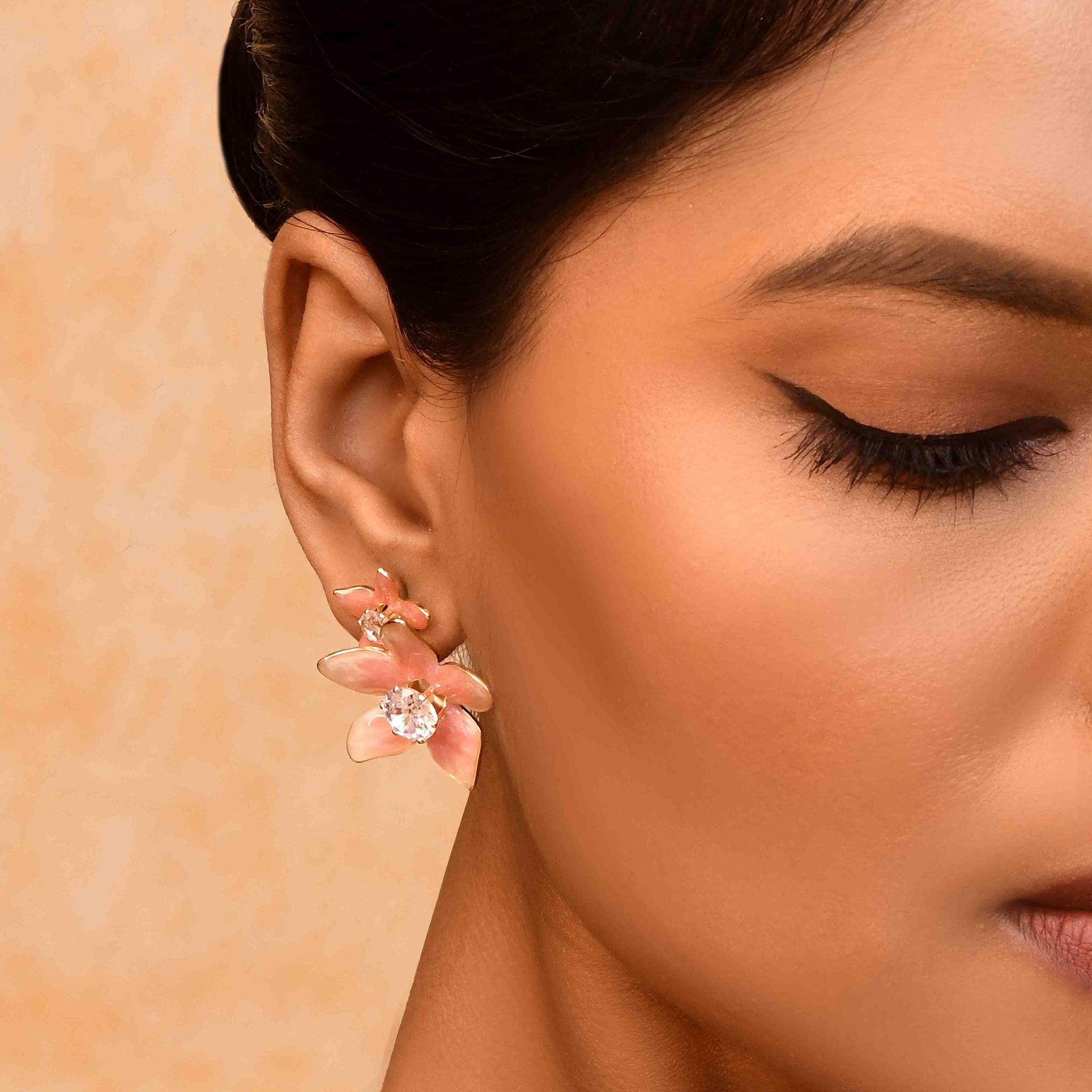 UNIHLC Blush Crystal Bloom Studs