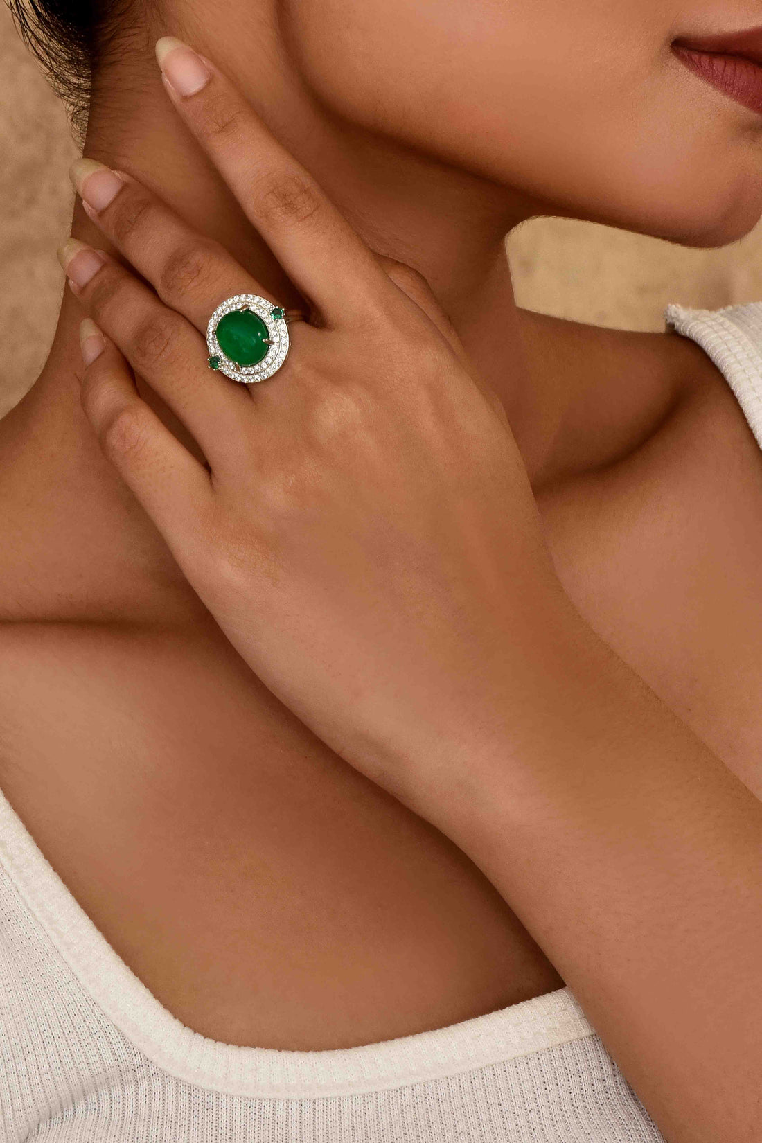 UNIHLC Enchanted Emerald Ring