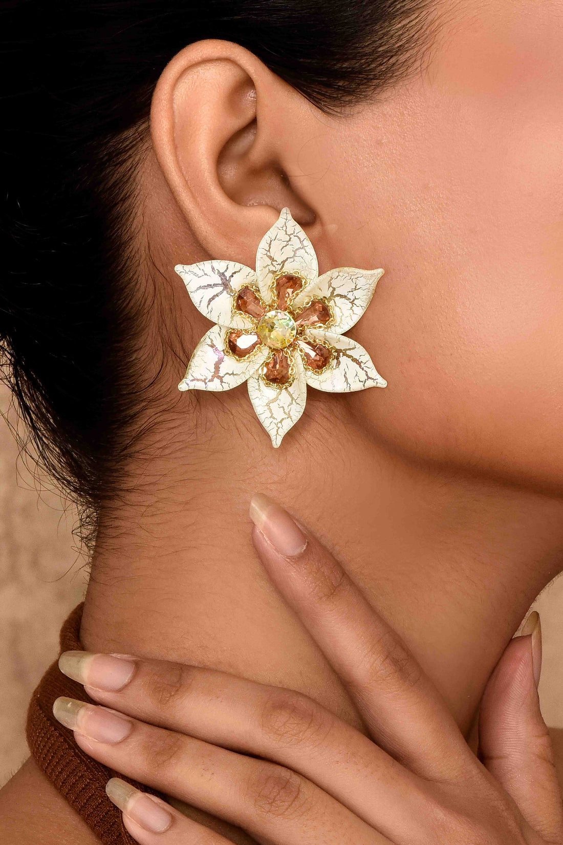 UNIHLC Aurora Bloom Studs