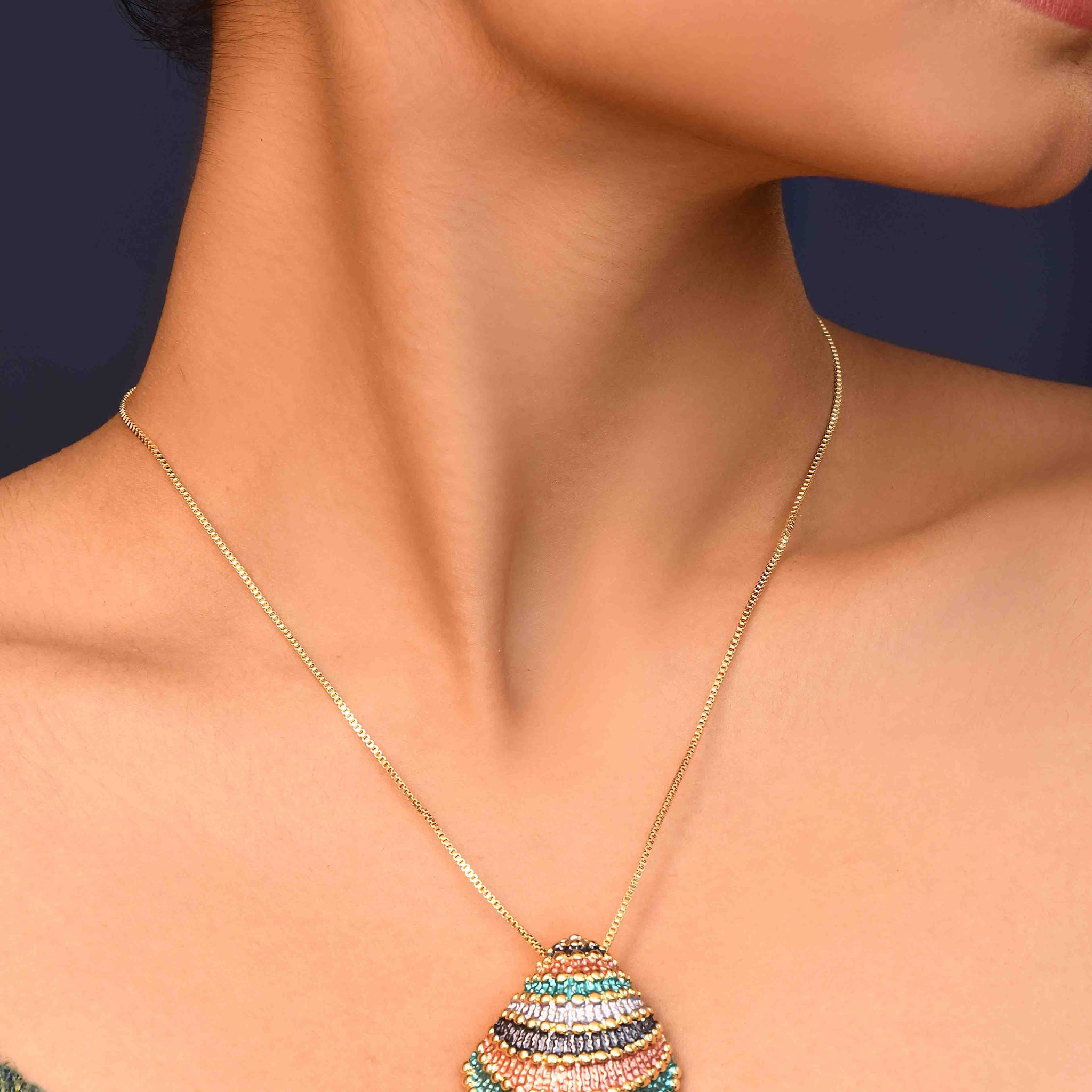 UNIHLC Boho Seashell Pendant Set