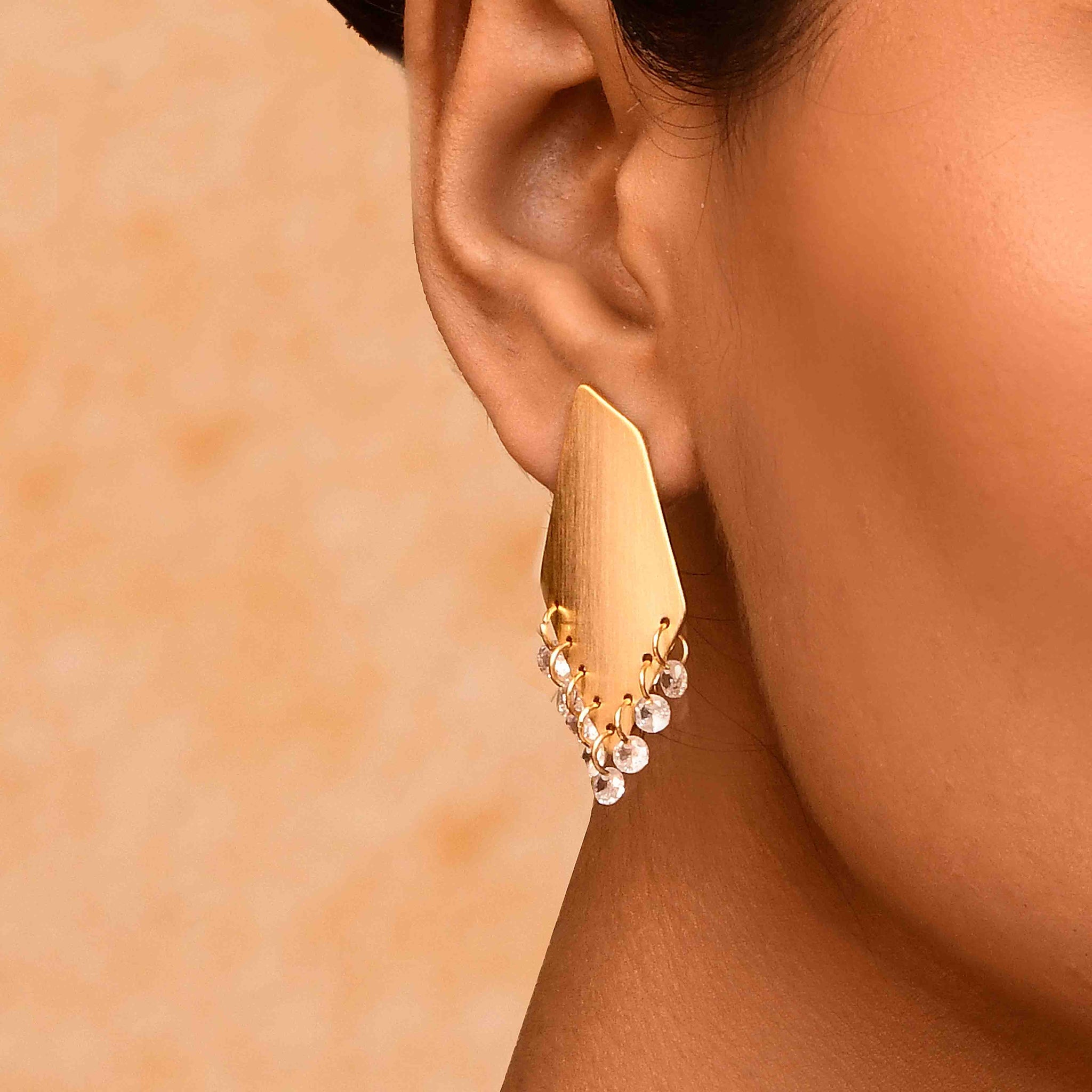 UNIHLC Geo Crystal Drop Earrings