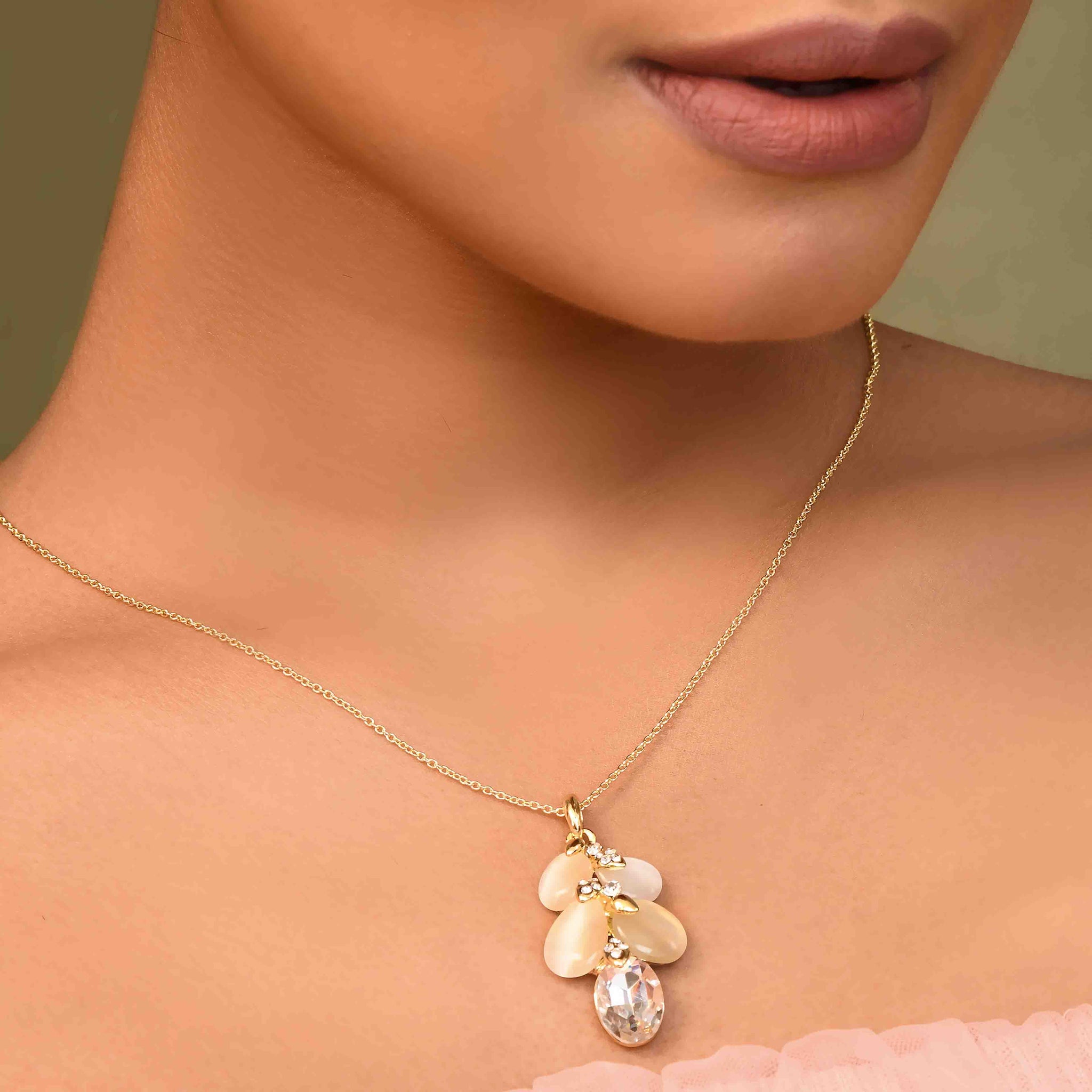 UNIHLC Pearl Leaf Drop Set