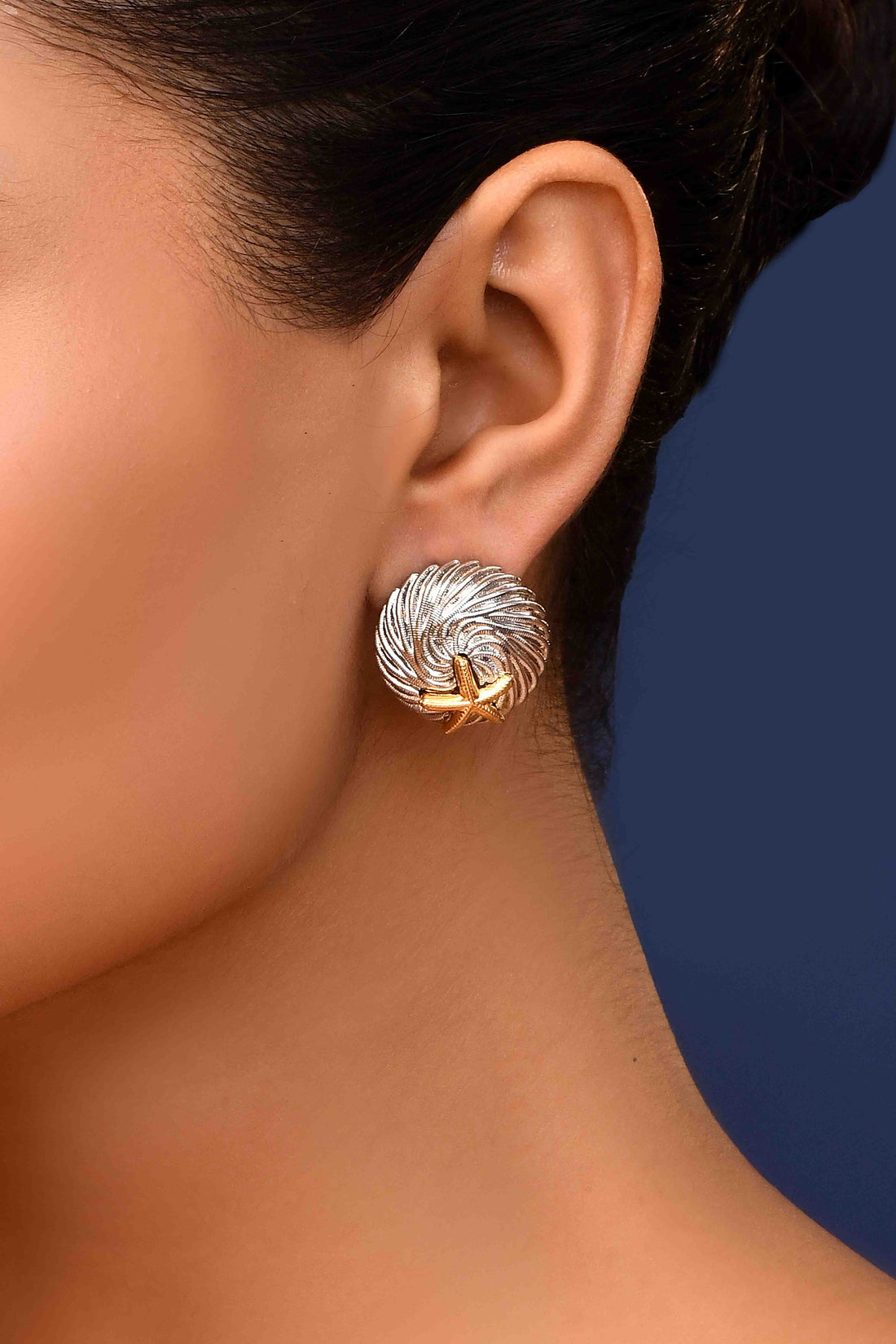 UNIHLC Ocean Swirl Studs