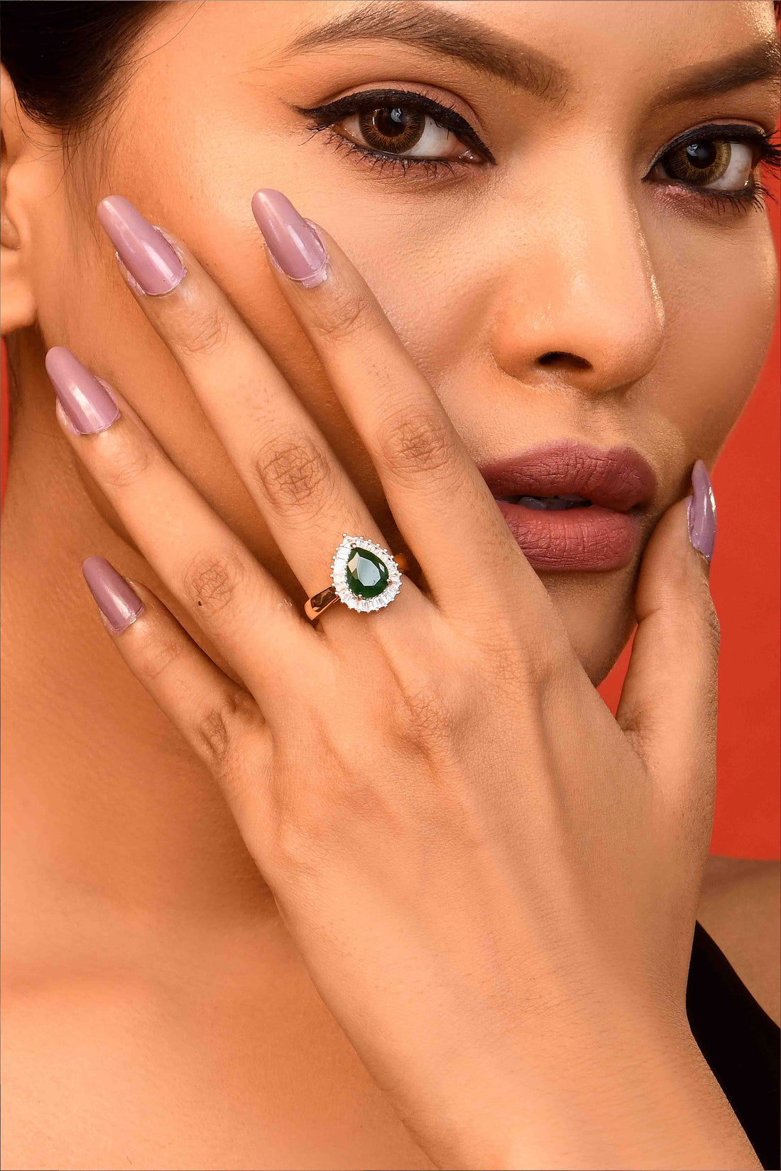 UNIHLC Regal Drop Ring