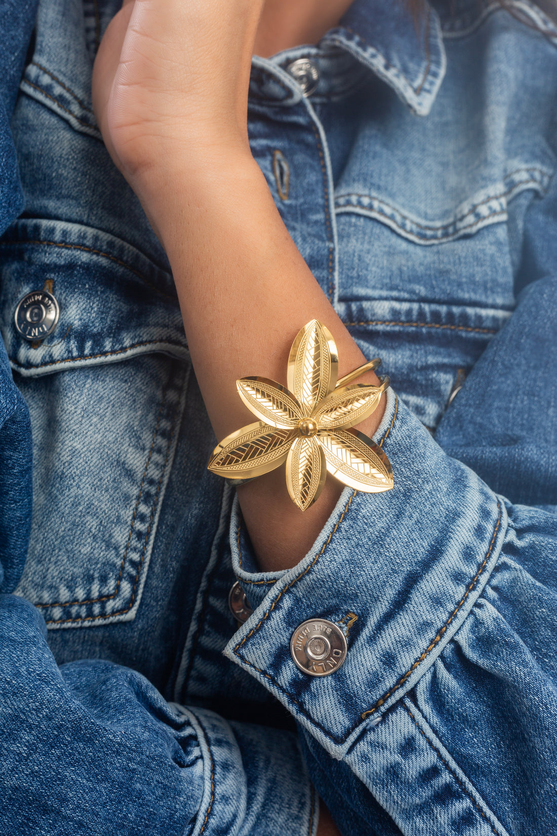 UNIHLC Bloom Bracelet