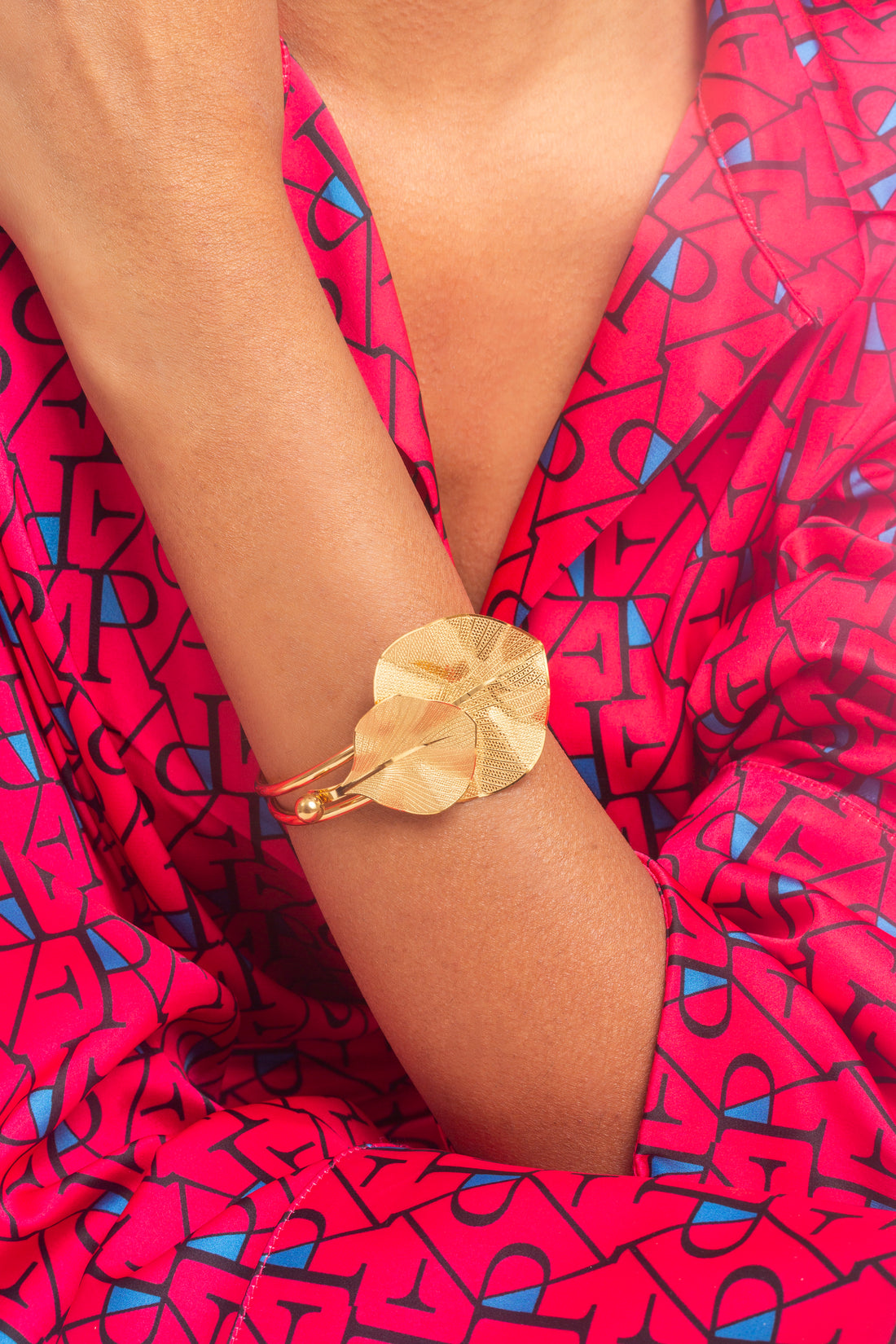 UNIHLC Gold Plated Leaf Cuff Bracelet