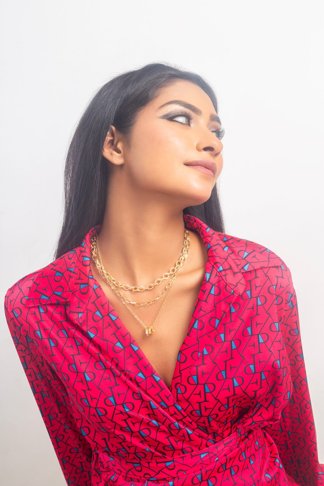 UNIHLC Three Layer Layer Bloom Necklace