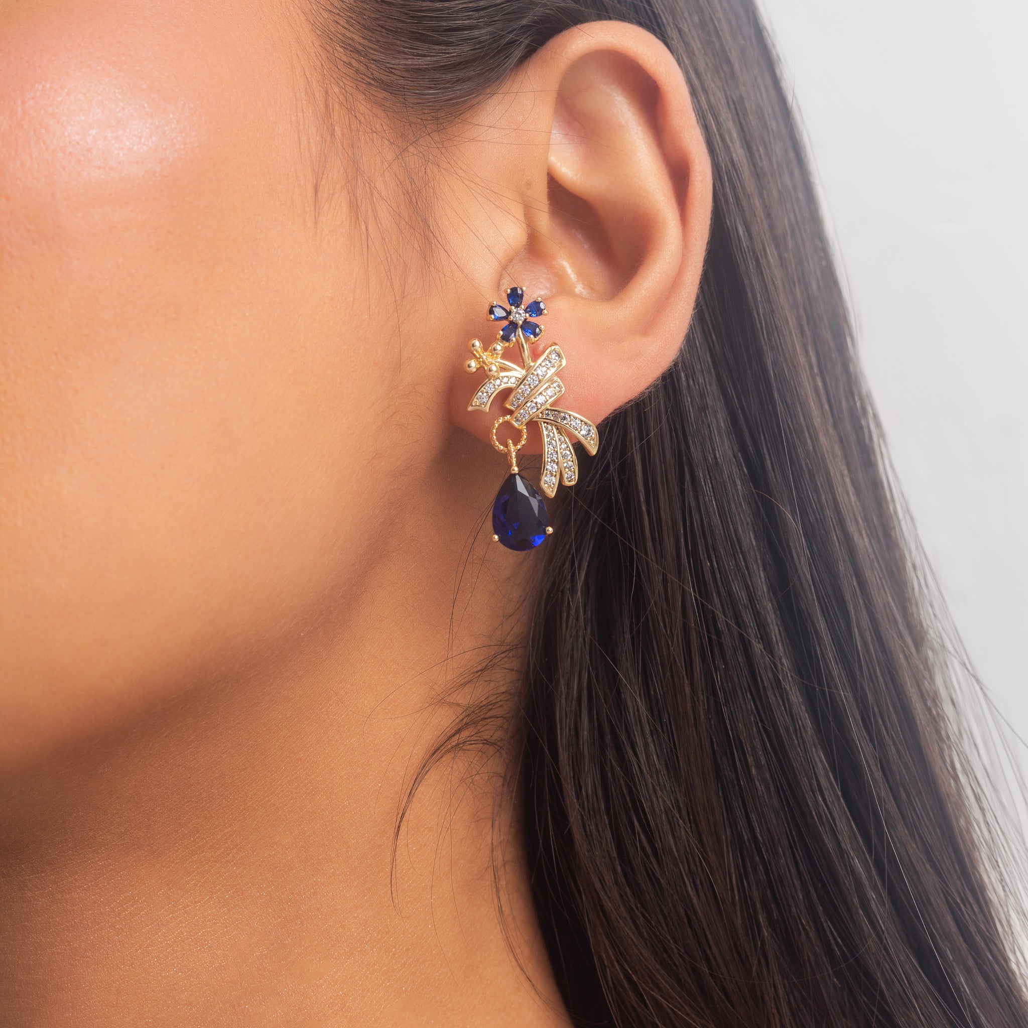 UNIHLC Sapphire Drop Earring