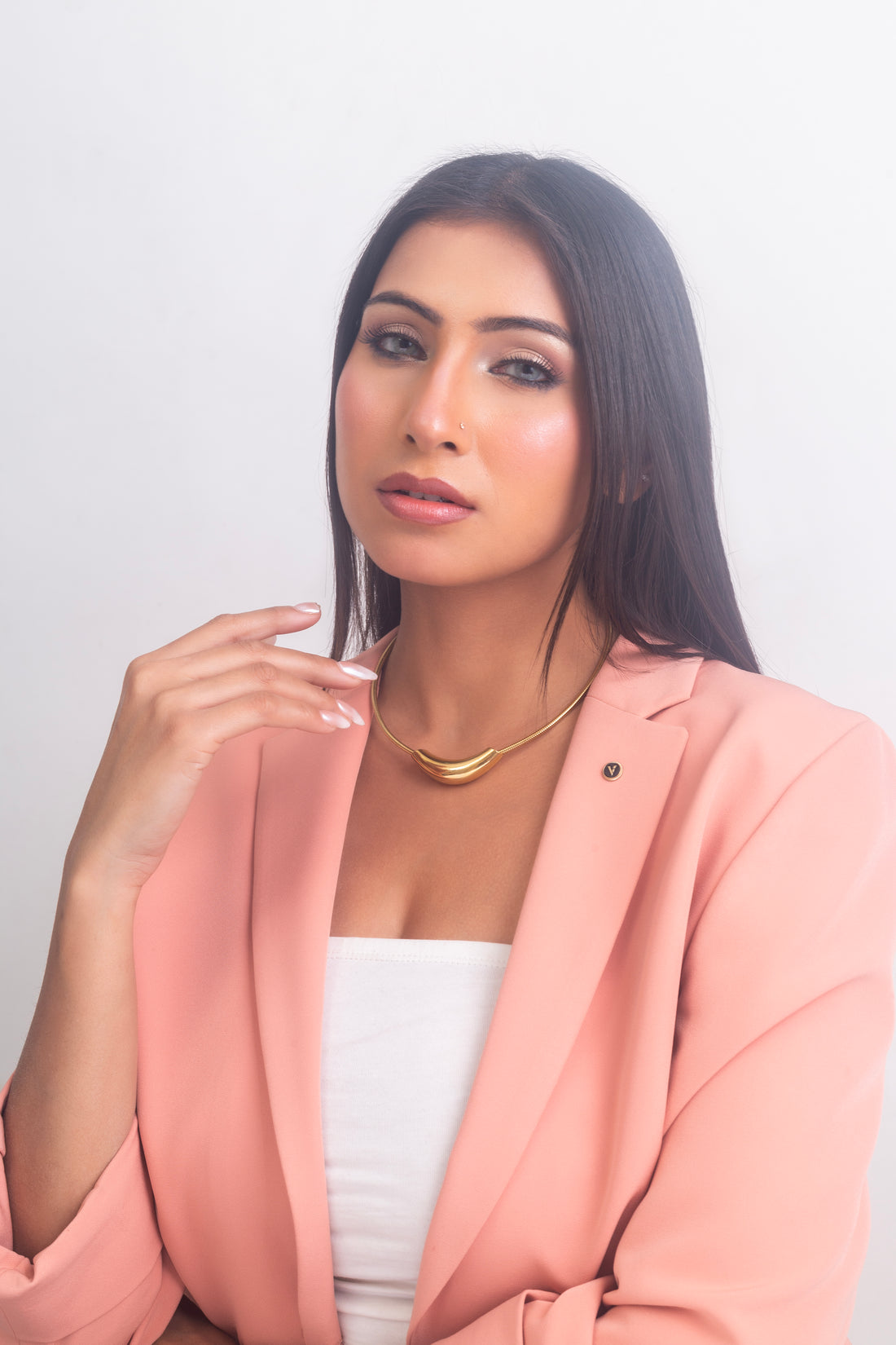 UNIHLC Golden Curve Necklace