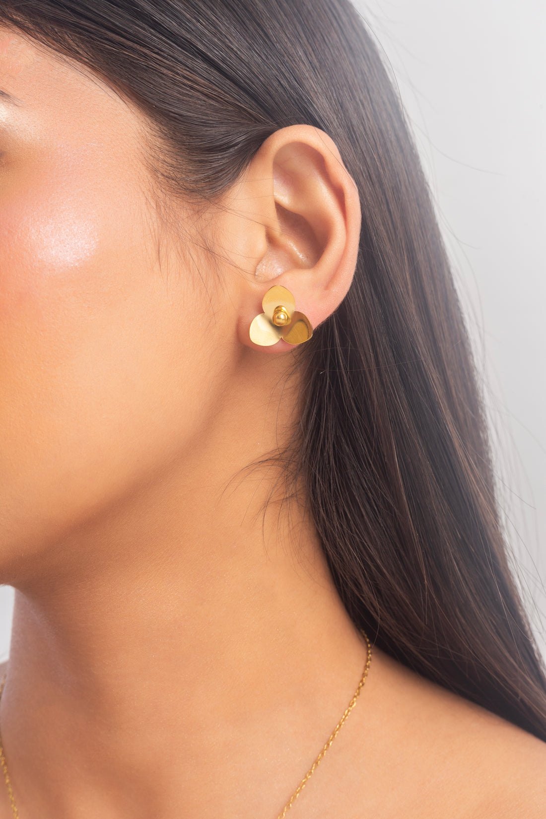 UNIHLC Petal Glow Pendant